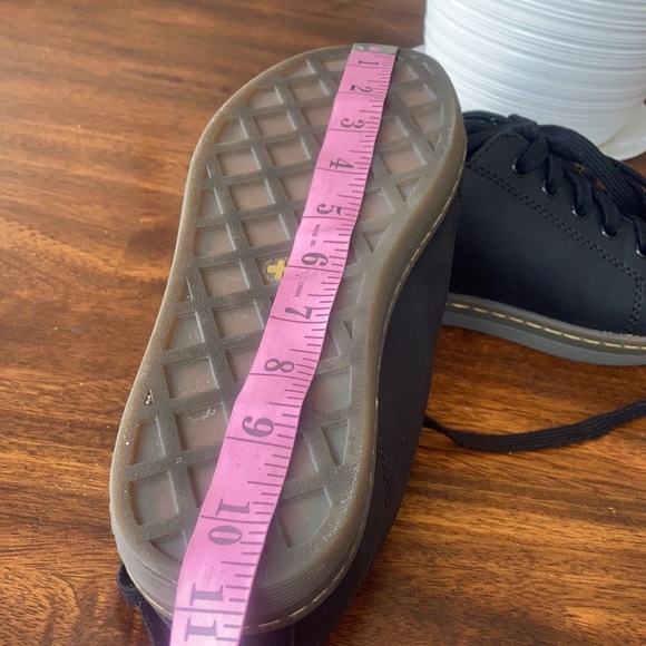 Dr. Martens 5 Eye black shoes unisex. - Picture 12 of 12